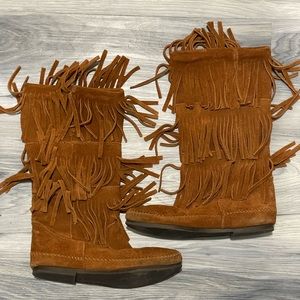 MINNETONKA TRI LAYER FRINGE BROWN LEATHER MOCCASIN BOOTS WOMENS SIZE 6